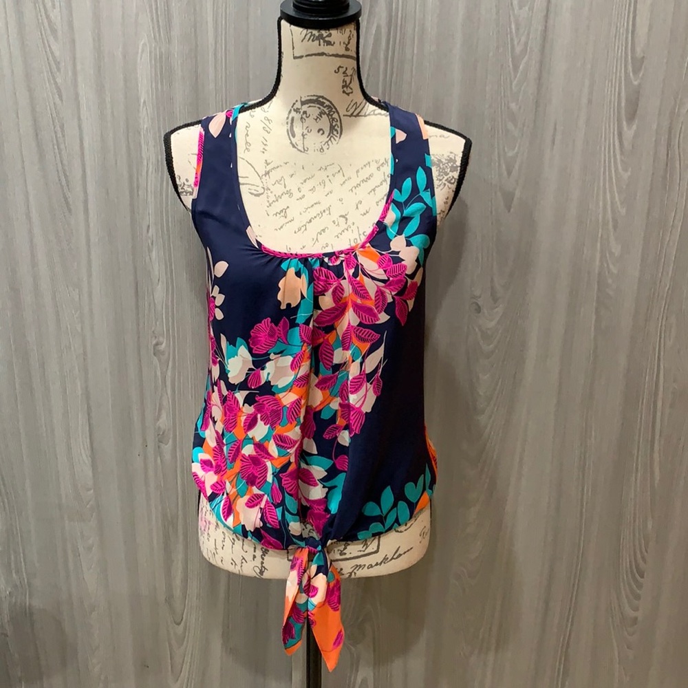 Akiko Paisley Floral print criss cross top back